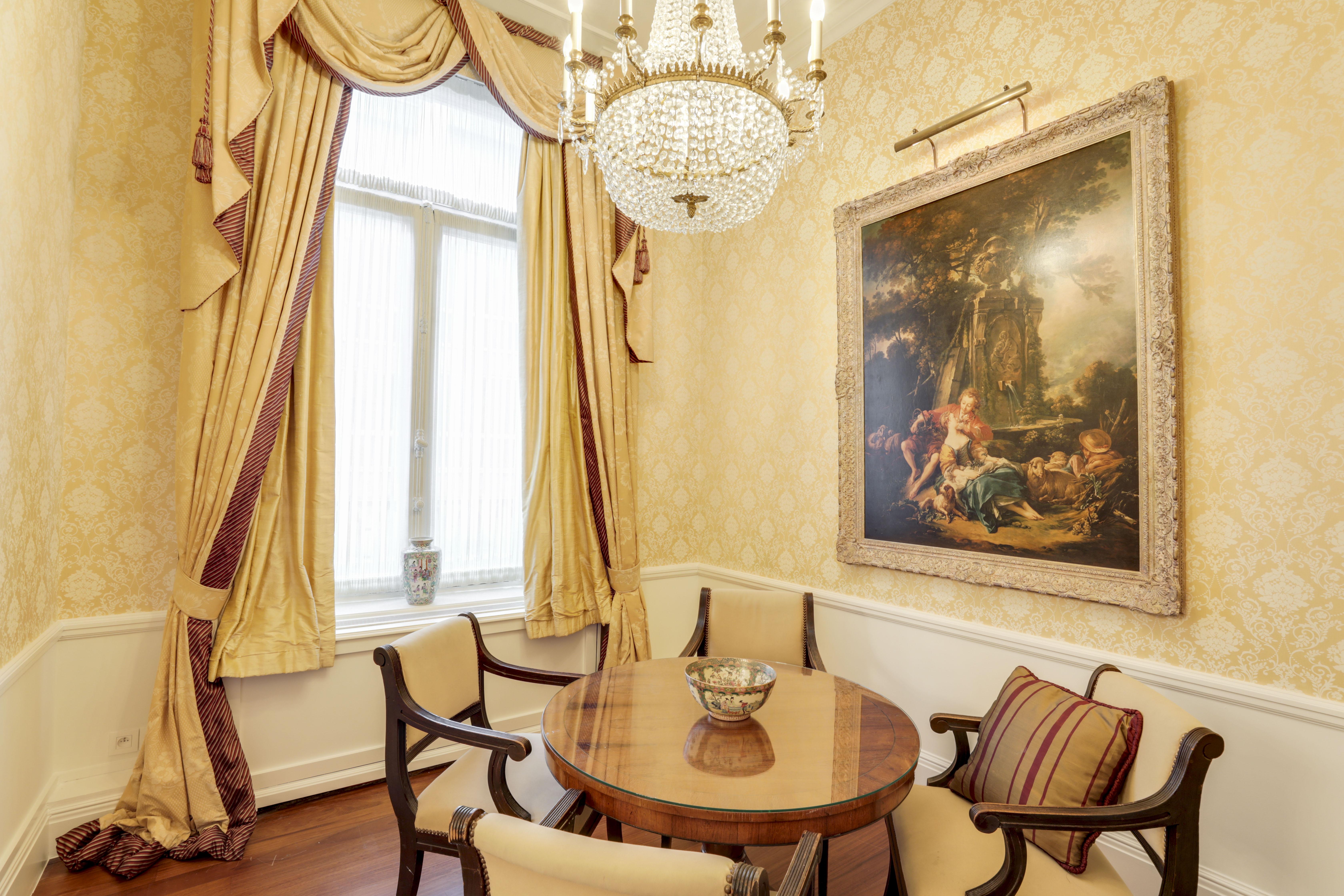 Stanhope Hotel By Thon Hotels Bruxelas Exterior foto The Yellow Room