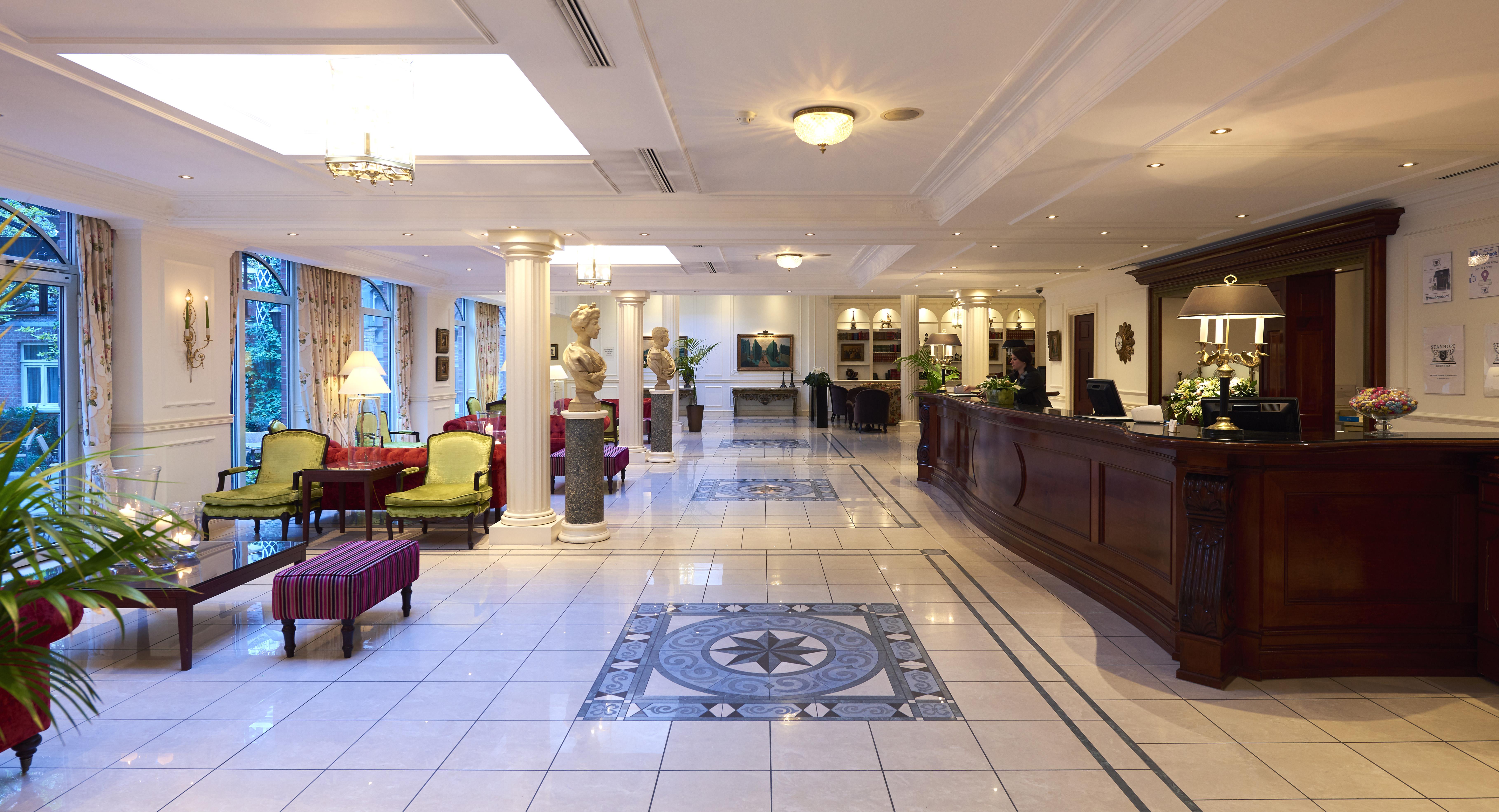 Stanhope Hotel By Thon Hotels Bruxelas Exterior foto The lobby of the Hotel de la Paix