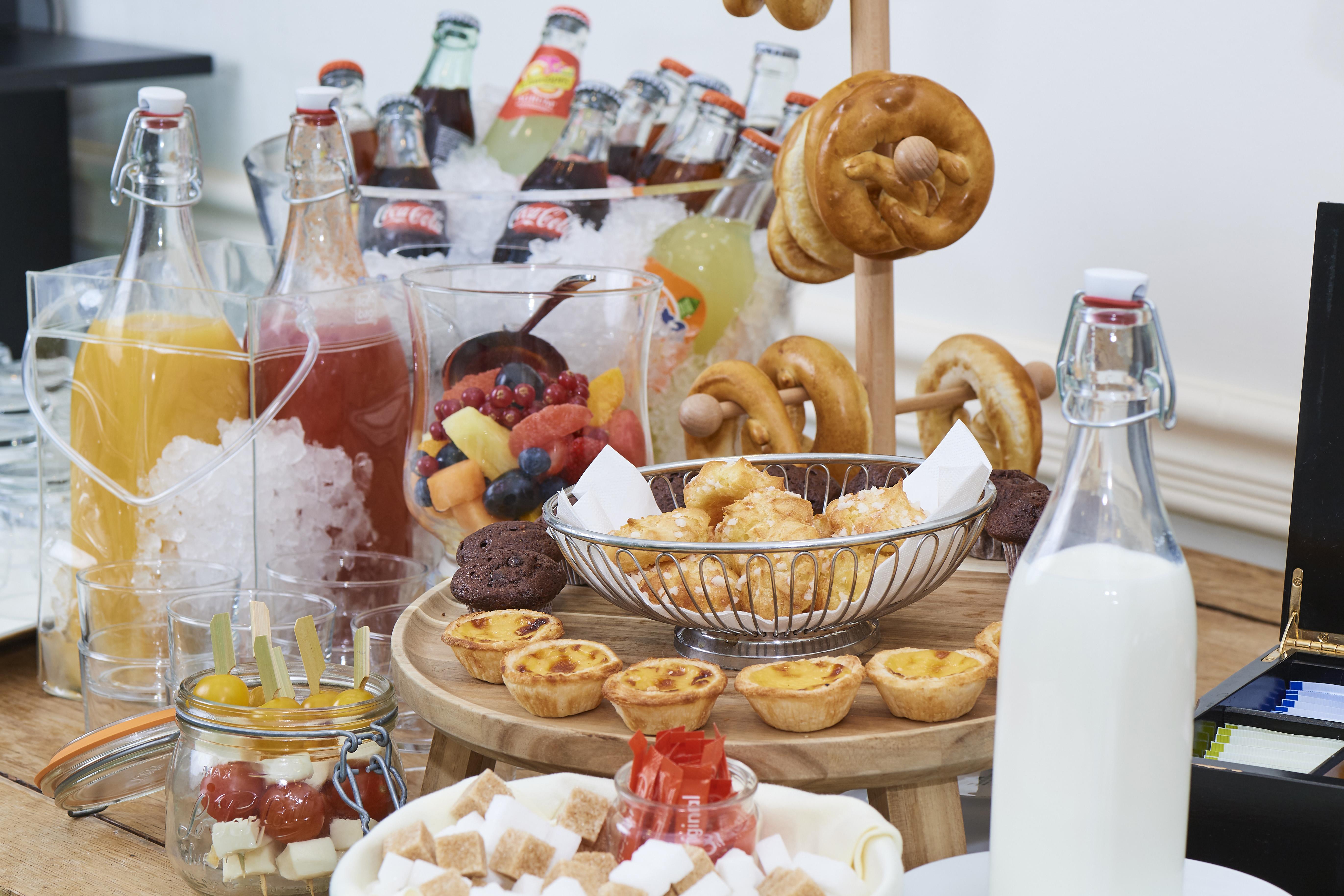 Stanhope Hotel By Thon Hotels Bruxelas Exterior foto A typical brunch