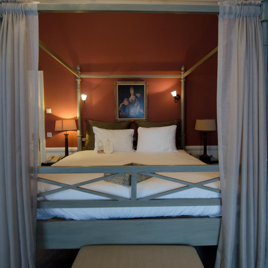 Stanhope Hotel By Thon Hotels Bruxelas Exterior foto A bedroom at the hotel