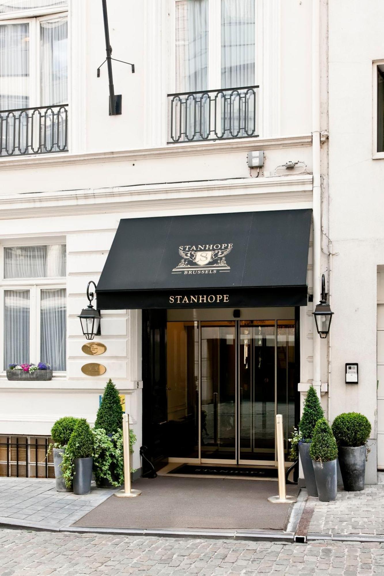Stanhope Hotel By Thon Hotels Bruxelas Exterior foto The entrance to Stanhope House